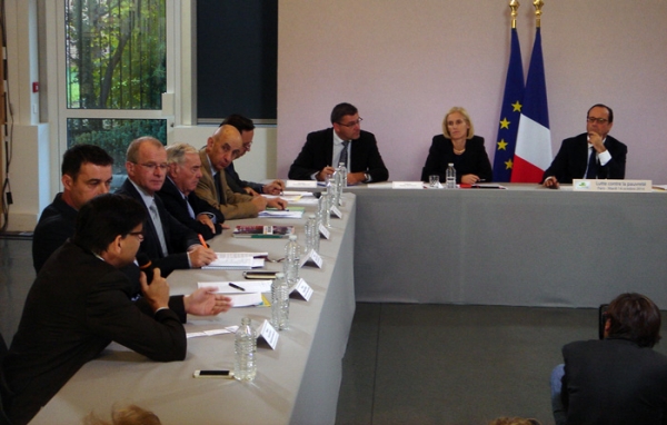 Réunion du 10 octobre 2014 avec François Hollande et les acteurs engagés dans la lutte contre la pauvreté
